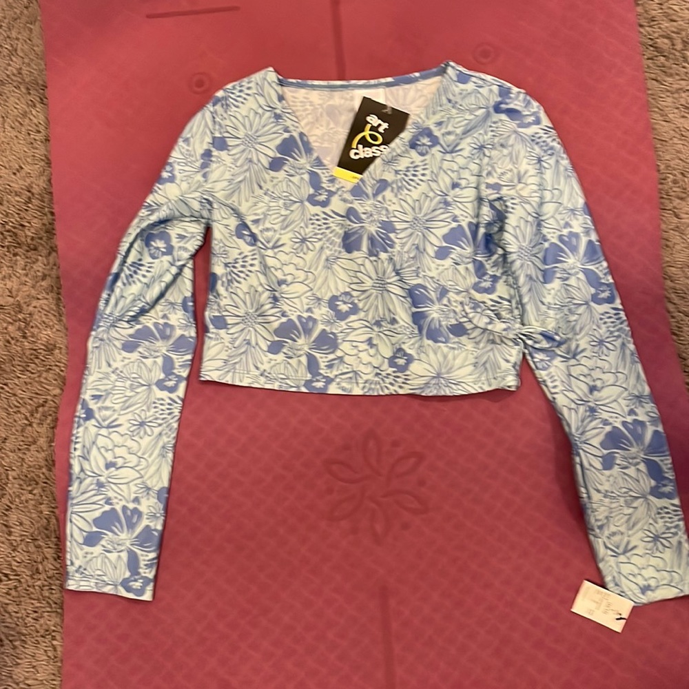 Girls Long-sleeve swim top rash guard L